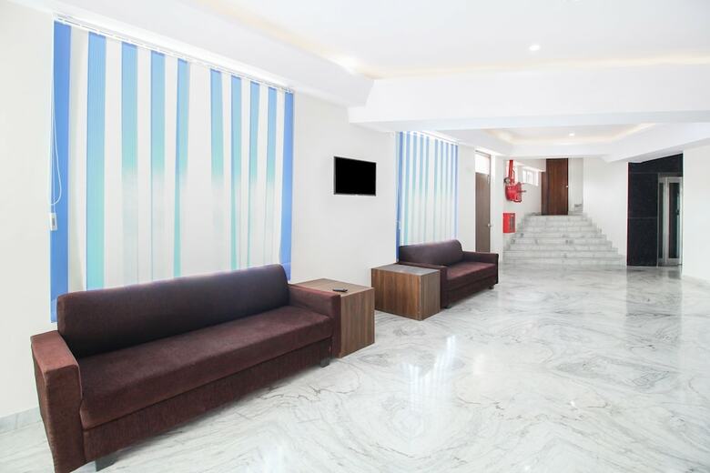 Oyo 35787 Hotel Lily Bay Prime