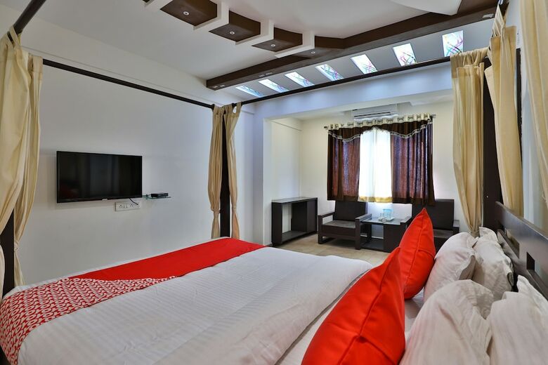 Hotel Oyo 30281 Krl Inn