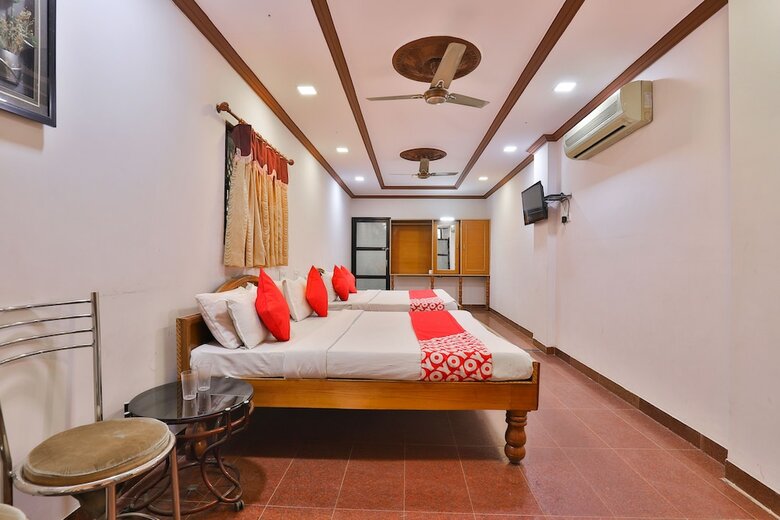 Oyo 28315 Hiriz Hotel