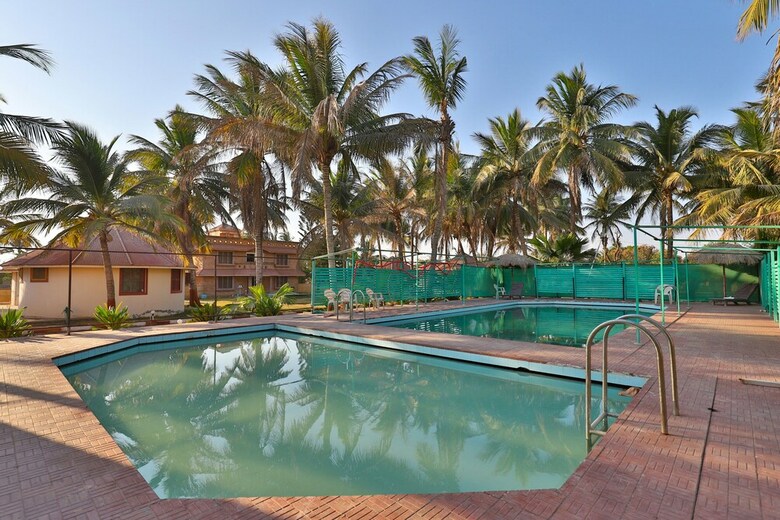 Hotel Oyo 28471 Resort Farm Vila