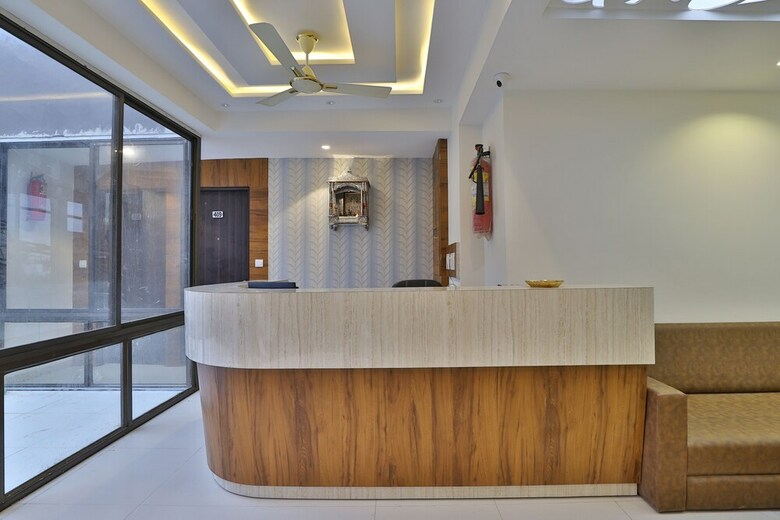 Oyo 41875 Hotel Hill City