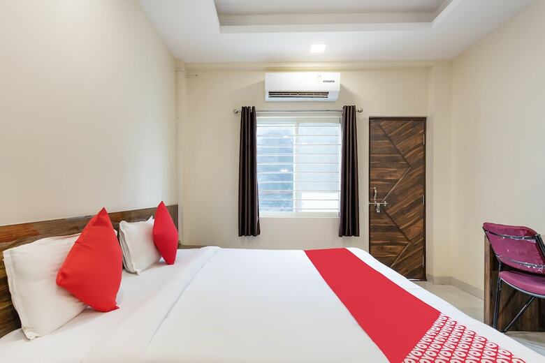 Oyo 45279 Hotel Namaste