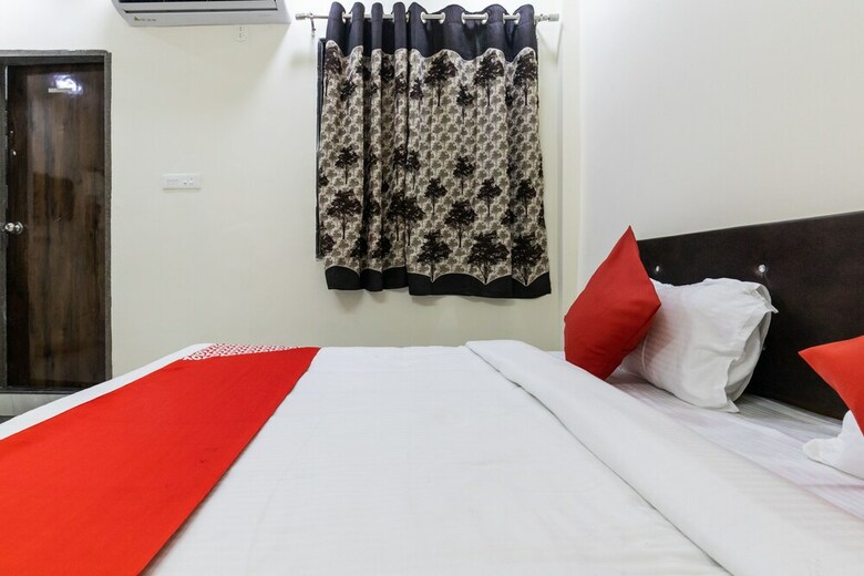 Oyo 39426 Hotel Lotus