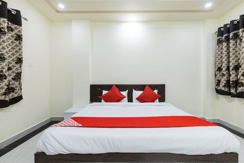 Oyo 39426 Hotel Lotus