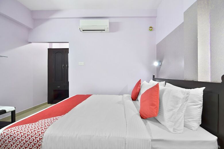 Hotel Oyo 44093 Shanthi Residency