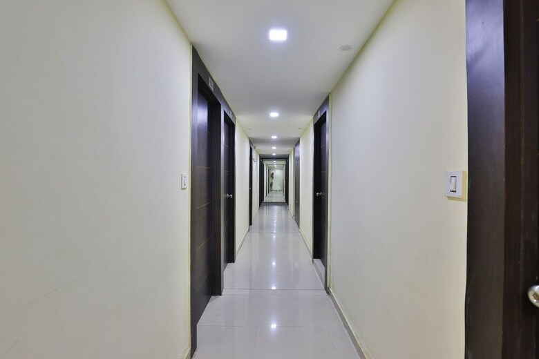 Oyo 22501 Hotel Hill Look