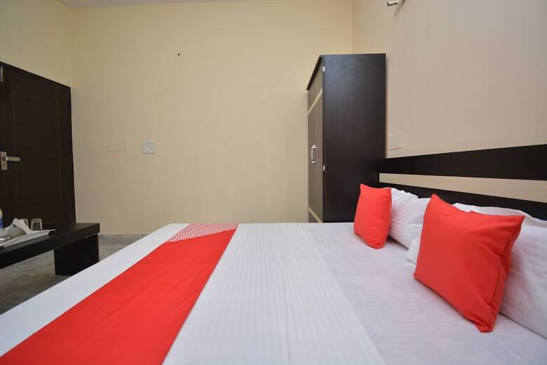 Hotel Oyo 37226 Jass Stays
