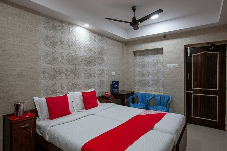 Oyo 24963 Hotel Sudha Inn