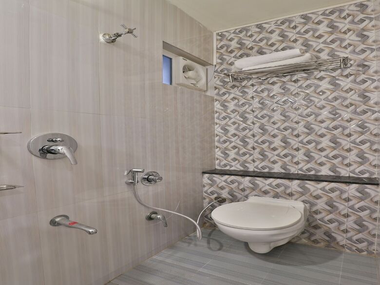 Oyo 29232 Hotel Nova Havana