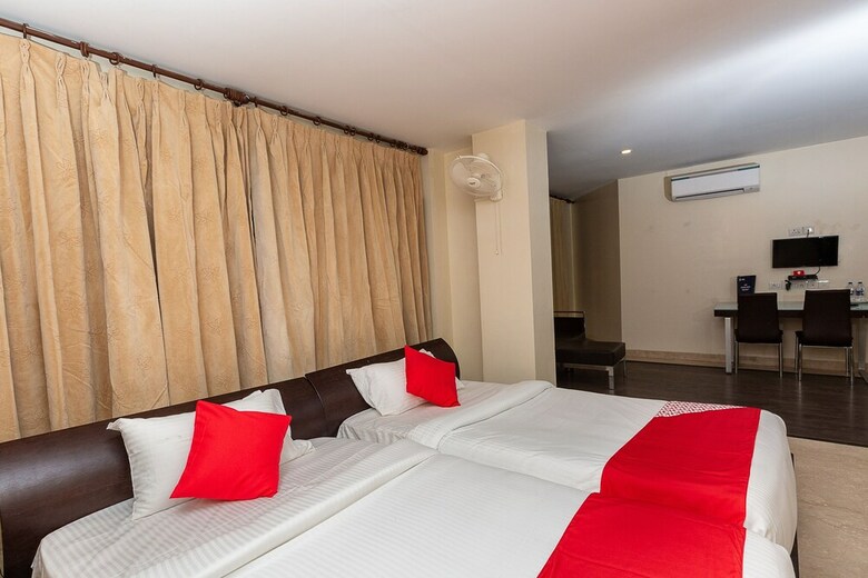 Hotel Collection O 28825 Oriental Inn