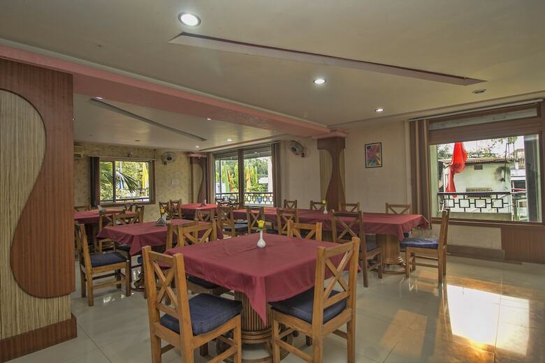 Hotel Oyo 29736 Nandanik Palace