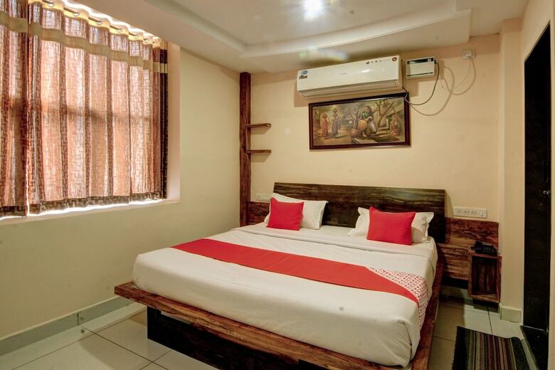 Hotel Oyo 30475 Sangam Residency