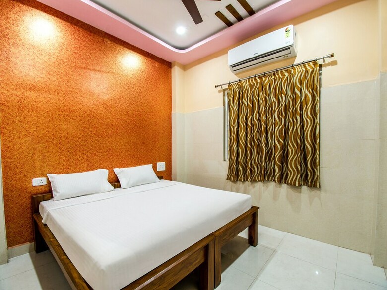 Hotel Spot On 15830 Ssg Residency