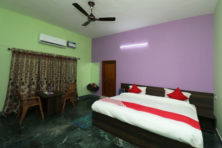 Hotel Oyo 30710 Maa Banadurga Homestay