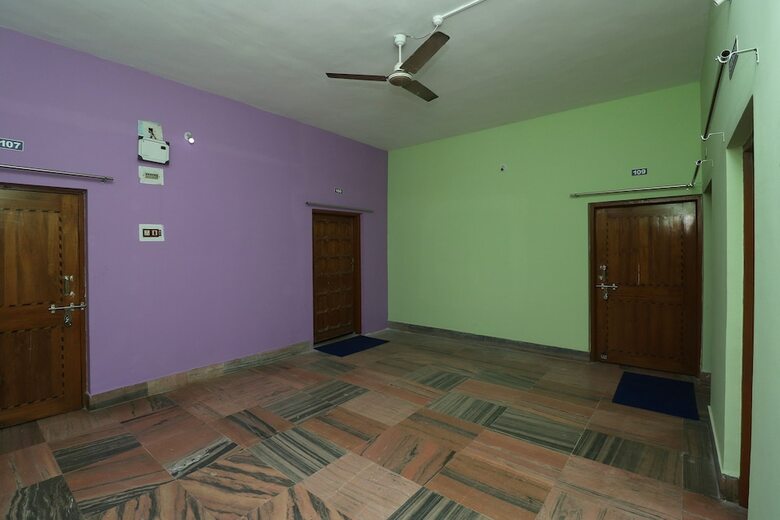 Hotel Oyo 30710 Maa Banadurga Homestay