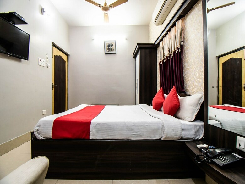 Oyo 33479 Hotel Double Tree Deluxe