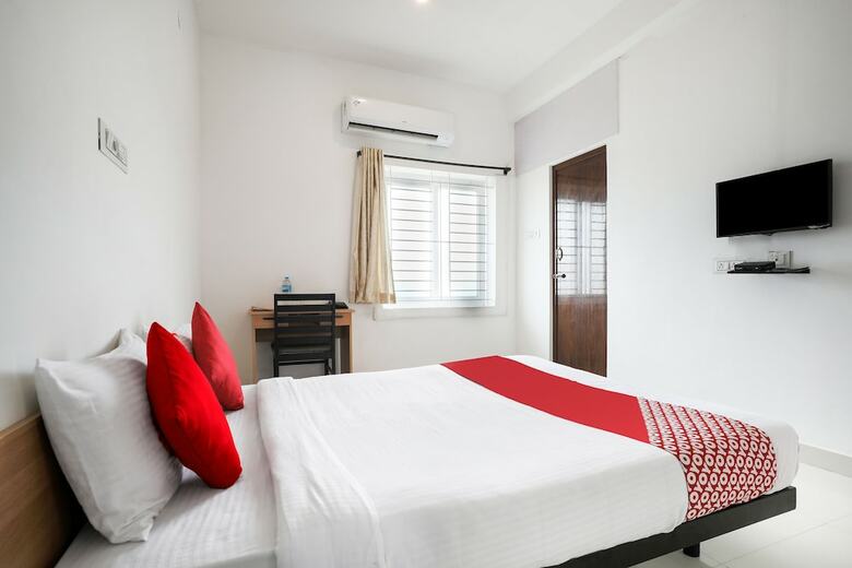 Hotel Oyo Flagship 24214 Annai Velankanni Nagar