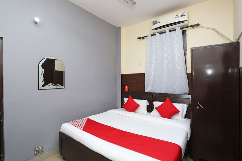 Hotel Oyo 9077 Sector 61