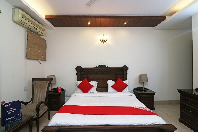 Hotel Oyo 28061 Amar Villa One
