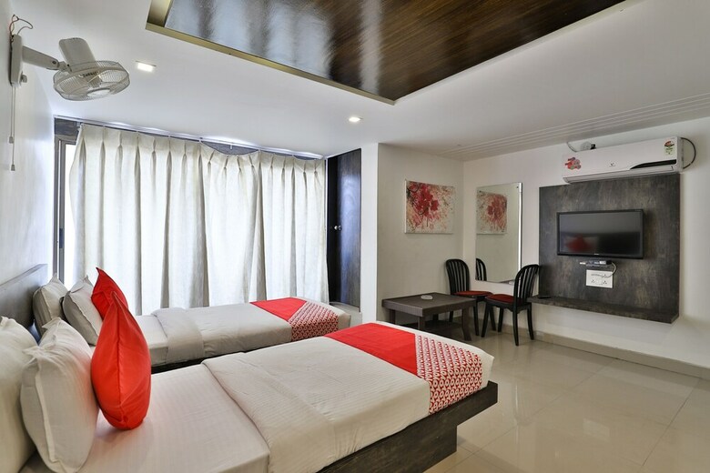 Hotel Oyo 36026 Comfort Inn Regency