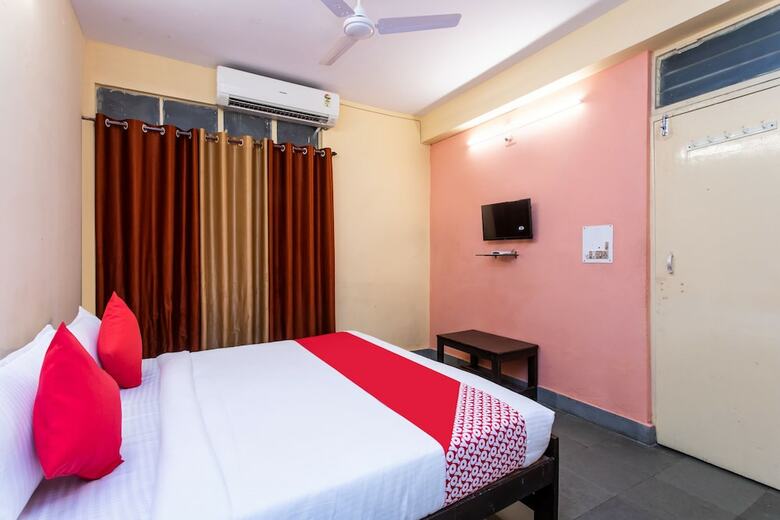 Hotel Oyo 28062 Kamla Shree