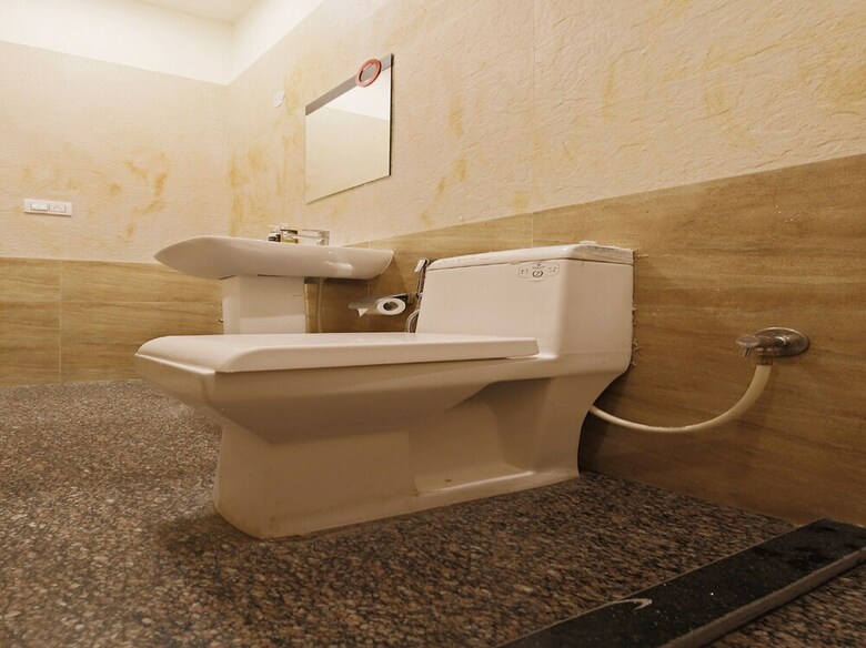 Hotel Collection O 30119 Regalia