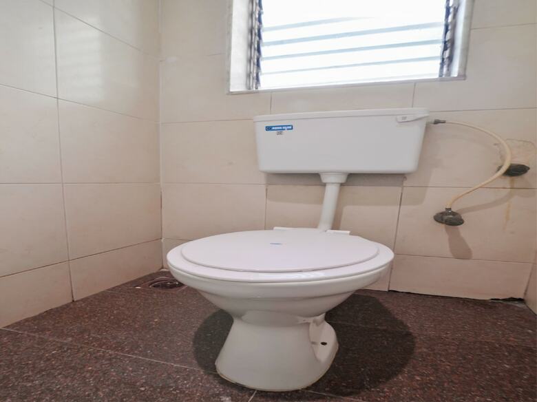 Hotel Oyo 24337 Akshaya Lodging