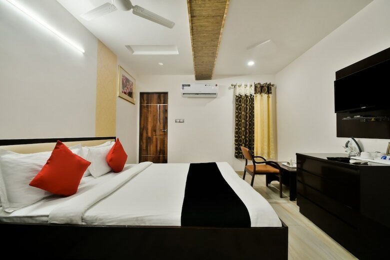 Capital O 39331 Hotel Retaj