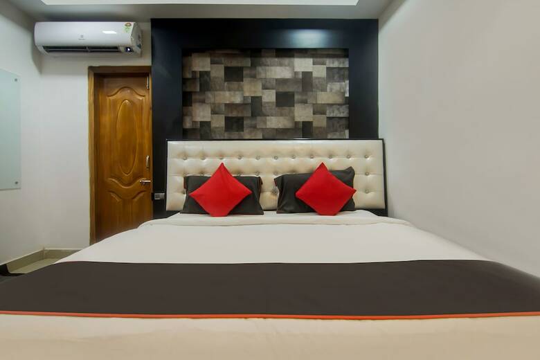 Hotel Collection O 30276 Nizarapar Path