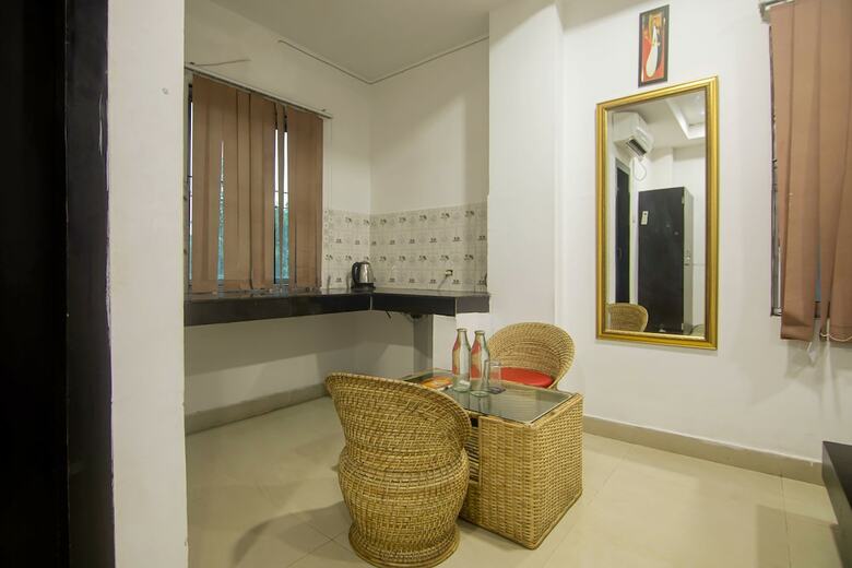 Hotel Collection O 30276 Nizarapar Path