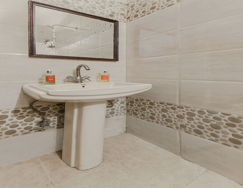Hotel Oyo Flagship 23306 Shakun Palace