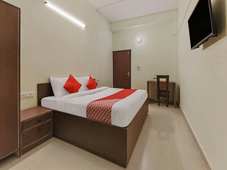 Hotel Oyo Flagship 23306 Shakun Palace