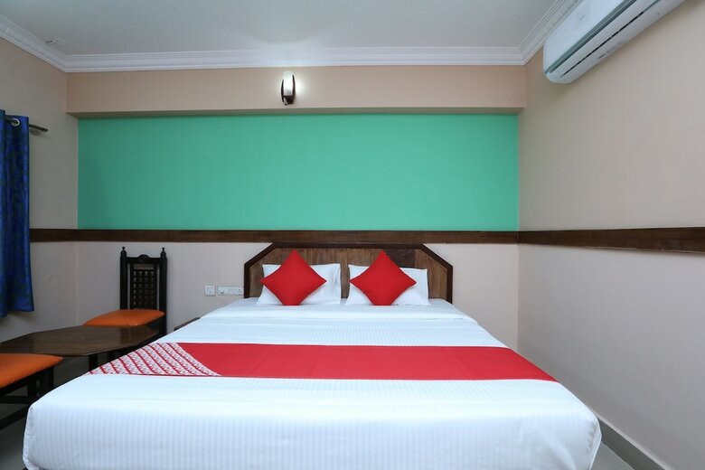 Hotel Oyo 29610 Sanman Regency