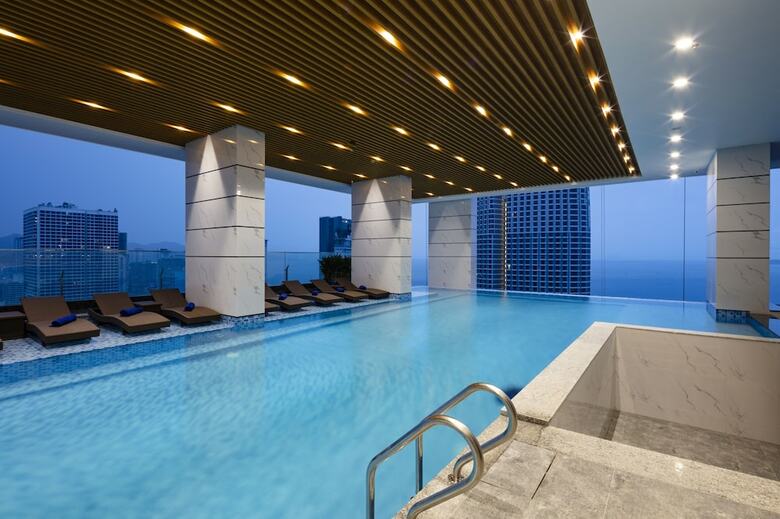 Virgo Hotel