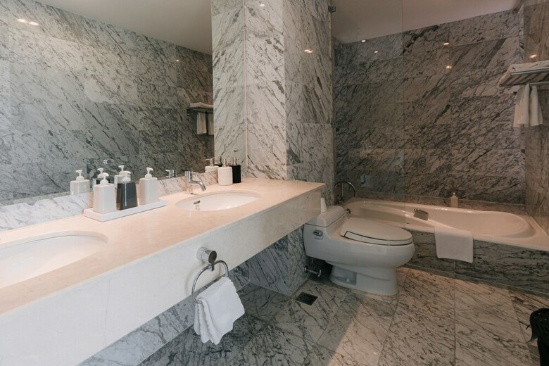 Apartamentos Blue Arch Suites - The Notre Dame Saigon