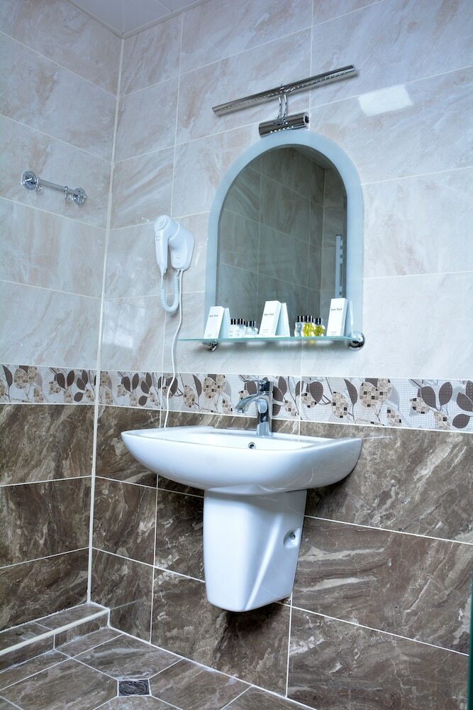 Sheki Park Hotel