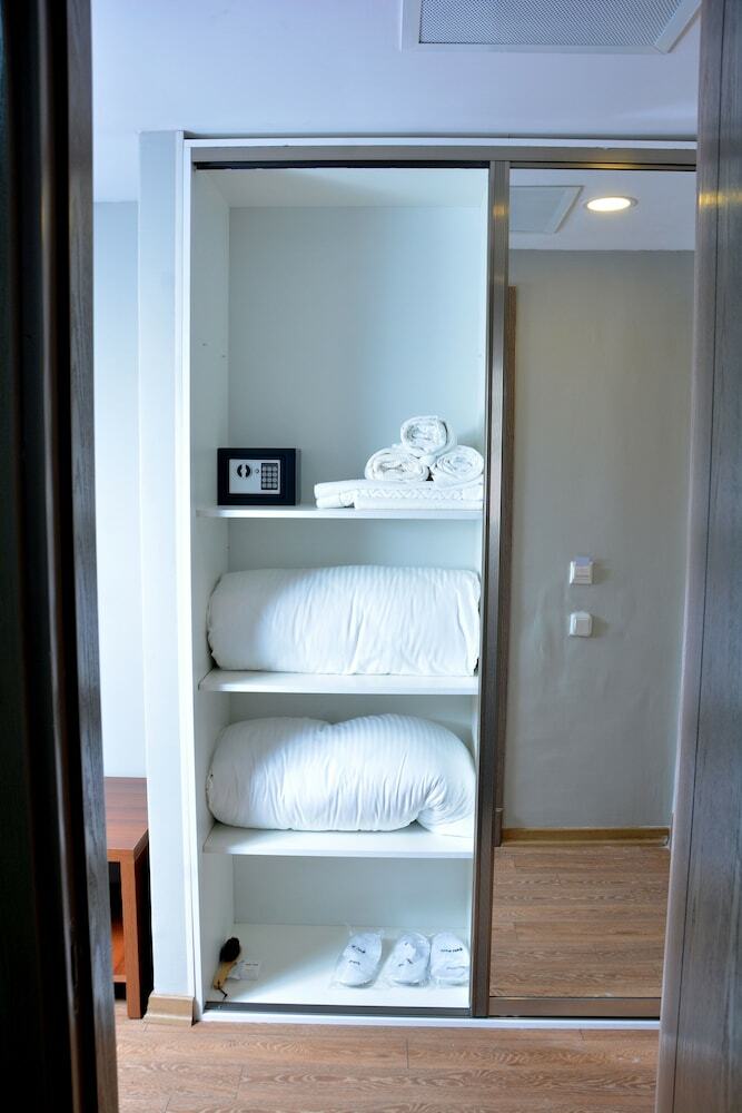 Sheki Park Hotel