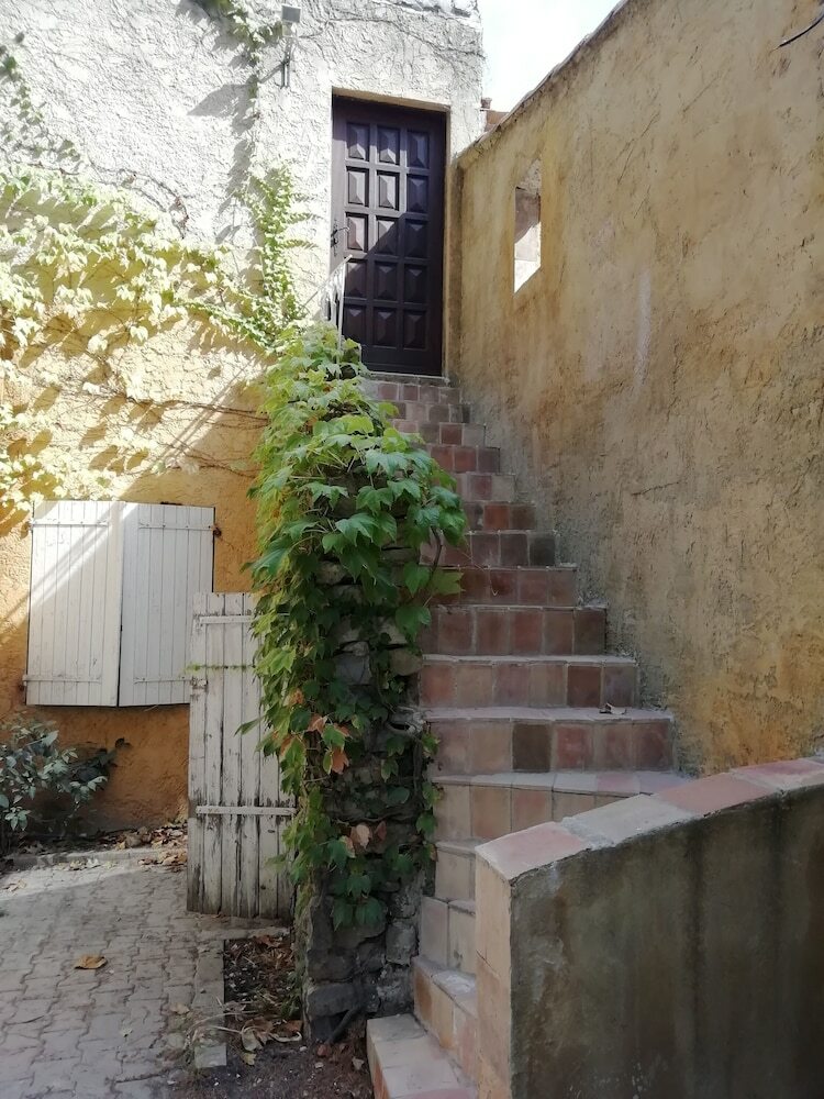 Hotel Le Mas Des Escans