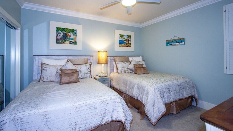 Modern Two Bedroom Unit - Crd0716