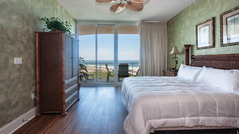 Penthouse With Stunning Gulf Views - Unit Crbph11
