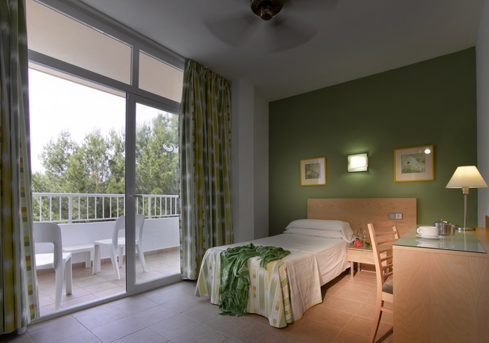 Fiesta Hotel Cala Nova