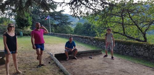 Bed & Breakfast Chateau D'urbilhac