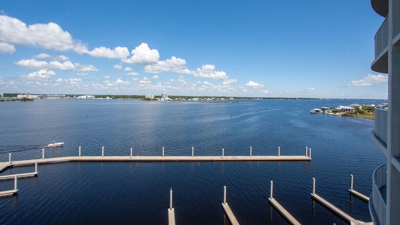 Three Bedroom Condo With Bay Views - Unit Crd0703