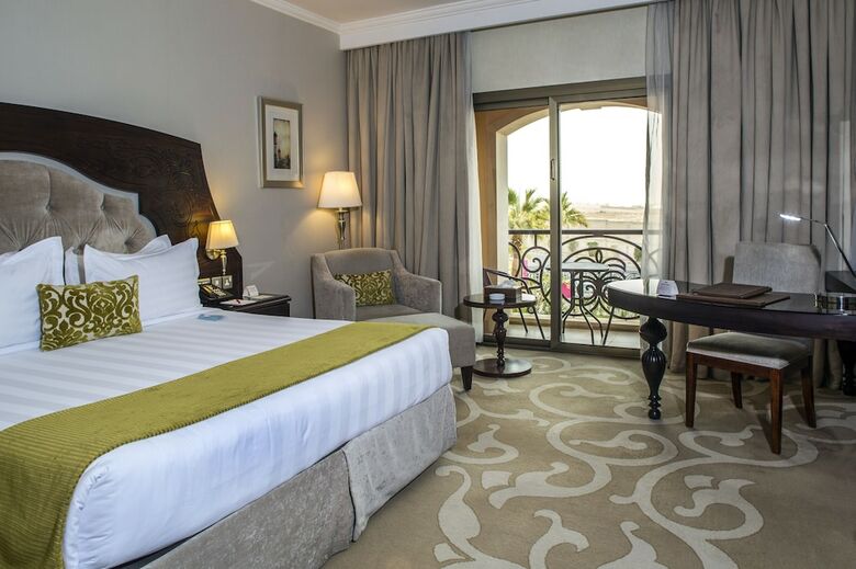 Hotel Crowne Plaza Riyadh Al Waha