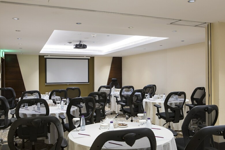 Hotel Crowne Plaza Riyadh Al Waha