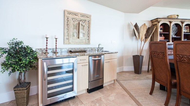 Three Bedroom With Media Room, Wrap-around Balcony - Unit Crd0310