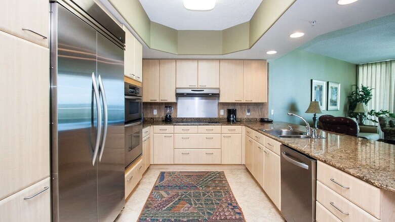 Waterfront Condo Overlooking The Gulf - Unit Crb0516