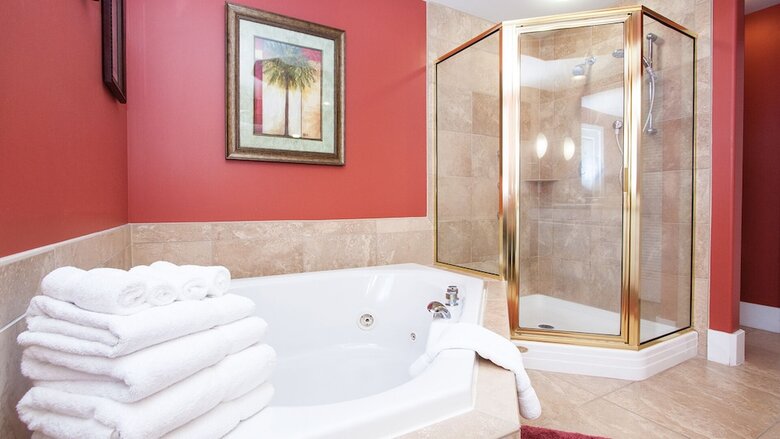 Waterfront Two Bedroom With Scenic Balcony - Unit Crd0908