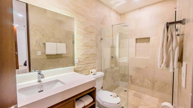 Cruz Del Mar Condo