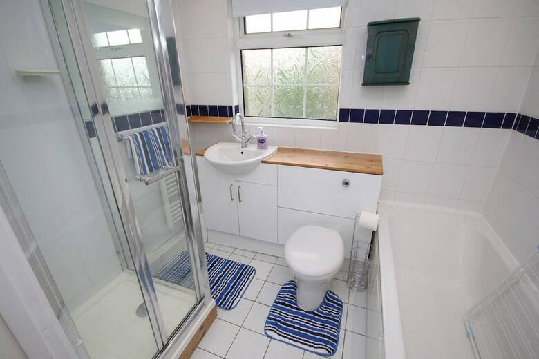 Ravenhill Apartment City Centre Access